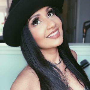 Meet your Posher, Yuri